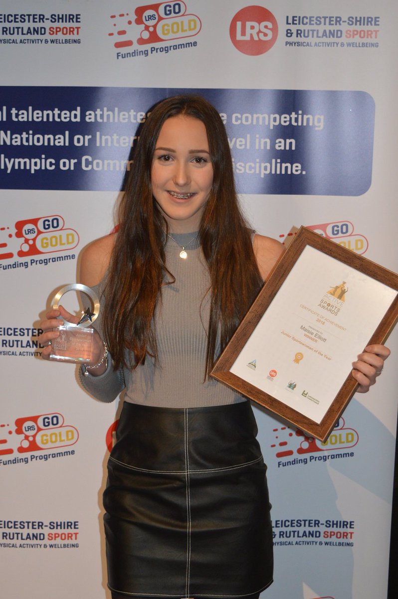 SportInHarb's tweet photo. Spotlight on Junior Sportswoman of the Year - Maisie Elliott - record breaking swimmer. Thank you to @LeicesterHockey for sponsoring this award https://t.co/j8KiSF7OTH #HDSA18 https://t.co/zT5KLIFjVD