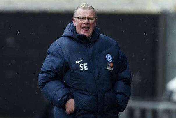 OxfordMailOUFC's tweet image. Ahead of facing #oufc tomorrow, Steve Evans has been pleased to see Karl Robinson turn the season around:
oxfordmail.co.uk/sport/17281903…