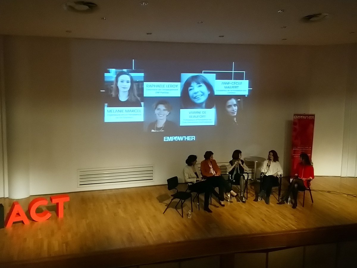 ACouderc's tweet photo. Soirée #WomanAct : 30% de femmes entrepreneures dans l'#ESS, plus de 2/3 de la masse salariale... Ça alors ! https://t.co/O4jK8eobzR