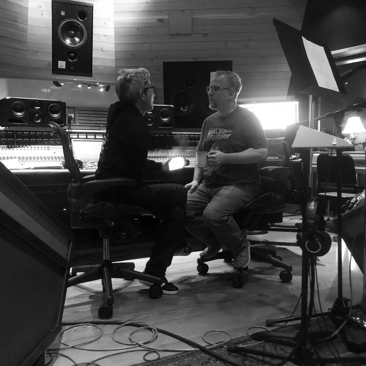 Dillbilly4's tweet photo. The producer and engineer in their natural habitat๐บ๐ Let day 3 of making this record begin๐ค
-
-
-
-
#juliewolfproducer #gabrielshepard #dillbillynewrecord #dillbilly #waxsimile #producer #musicproducer #audioengineer #25thstreetrecording https://t.co/AeaGDUhPOT