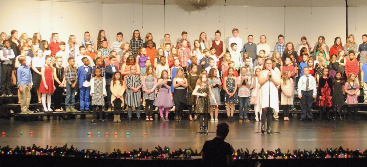 MsB_music_class's tweet photo. Disney's concert. The kids did wonderful despite all the craziness. Thank you everyone for your support and help. Feel free to tag and repost. @KerryEngle1 @chamilton828 @ASutherland41 @FPSmusic #fpsmusic @andreafilip @DrAndersonSalk @CarrieWozniak https://t.co/MVc5vJ3Aki