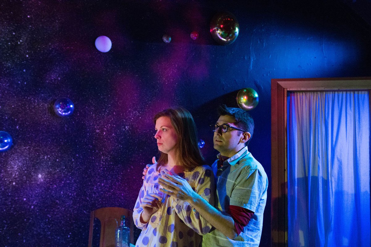 drprchicago's tweet photo. FINAL FIVE PERFORMANCES of @TheGiftTheatre's comedy COSMOLOGIES by #TonyAward-winning playwright #DavidRabe, directed by @ThorntonMPT: Thurs. - Sun. Closes Dec. 9! Don't miss the show @Chicago_Reader calls a "wild, fever dream of a play that keeps the audience guessing!" https://t.co/EUOHQl1ojS