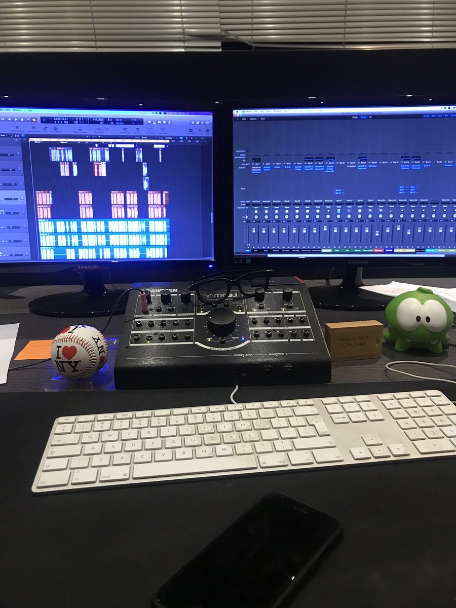 Late night backtrack bounce for  @DemiLeeMooreSA cd launch/b-day celebration. Fun fun fun, can’t wait 4 2moro.