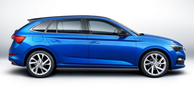 AutomobileActus's tweet photo. #News - @SkodaFrance vient de dévoiler sa nouvelle #Scala. Elle repose sur la plate-forme #MQBA0, la même que les #VWPolo et #SeatIbiza. L’empattement est de 2,65 m. Le volume de coffre est de 467 litres au minimum et peut atteindre au maximum 1410 litres. https://t.co/8pwWuzdSsA