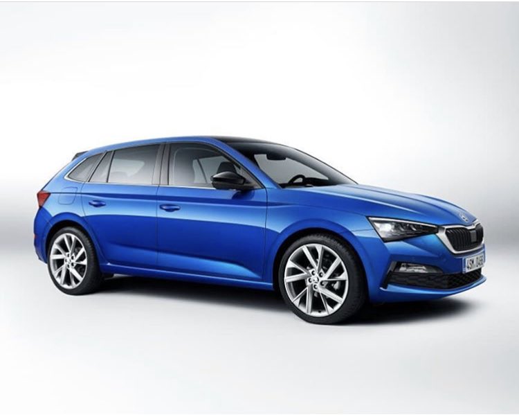 AutomobileActus's tweet photo. #News - @SkodaFrance vient de dévoiler sa nouvelle #Scala. Elle repose sur la plate-forme #MQBA0, la même que les #VWPolo et #SeatIbiza. L’empattement est de 2,65 m. Le volume de coffre est de 467 litres au minimum et peut atteindre au maximum 1410 litres. https://t.co/8pwWuzdSsA