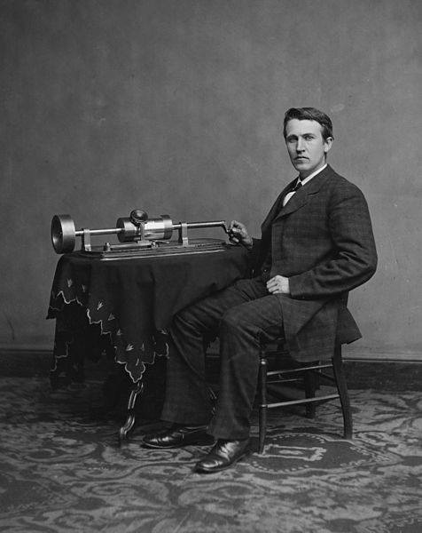 77MASH's tweet photo. #OnThisDay, 1877, #TheTalkingMachine: #ThomasEdison conduced the FIRST recording of #Human voice... https://t.co/HY6xTo25ca