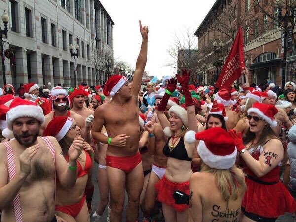 BostonTweet's tweet photo. On Saturday, 700 men & women will run down Boylston St in red Speedos for the 18th annual Santa Speedo Run. 1pm #SSrun https://t.co/o3LoEFb1Bs https://t.co/Edh4QkRjj5