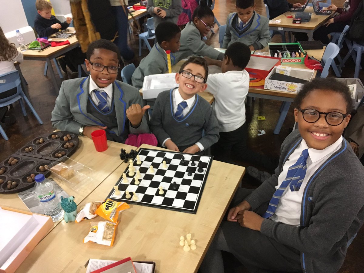 FontaineAcademy's tweet photo. Not bored of board games! Traditional games rock! #NoMoreTablets https://t.co/yRCNt7254k