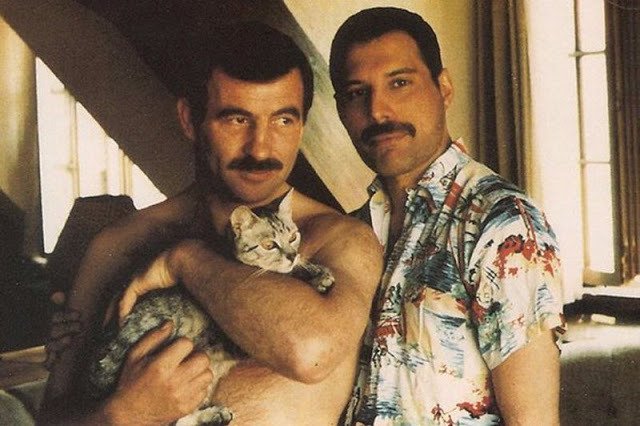 epiclove_'s tweet photo. When Freddie was diagnosed with AIDS in 1987, he offered Jim an exit on  their relationship. He told Jim he would understand if he left. In a  Freddie Mercury documentary, Jim recalls telling him, “I love you, Freddie - I’m not going anywhere.” https://t.co/2FmBb4aQGo