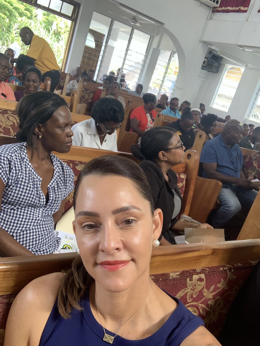 annmarievazja's tweet photo. Current Situation SDC’s Conference of the  #PortlandCommunity Development Committees. Happy to be here as community development is the cornerstone for all I do as #Caretaker for #EastPortland 🇯🇲🙏🏼 https://t.co/HDwE8hbO71