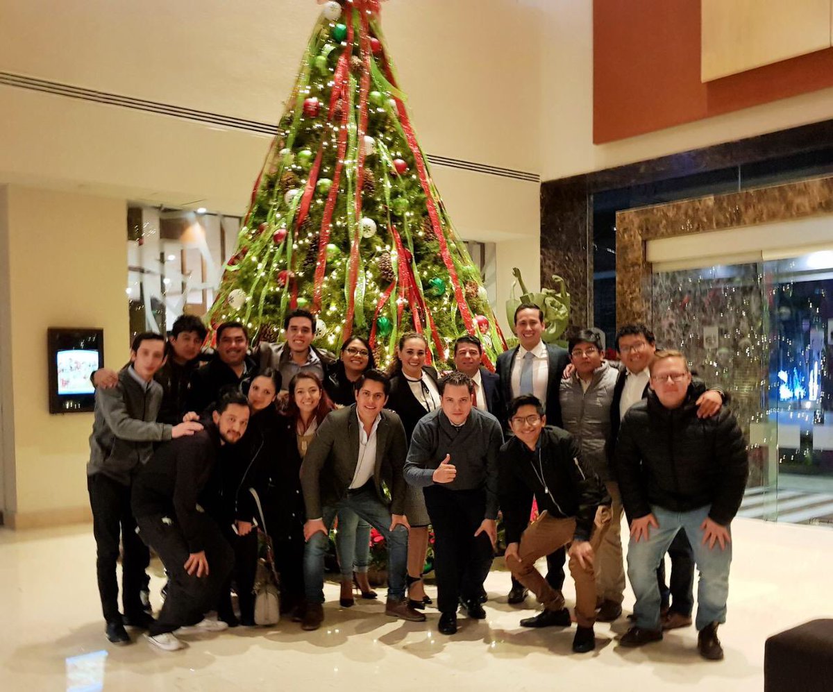 ferbayardo's tweet photo. Ayer tuve el enorme gusto de acompañar a mi amigo @BetanzosOficial a una reunión con liderazgos del PRI en diversas demarcaciones de la #CDMX. ¡Sigamos trabajando en equipo con vocación de servicio! https://t.co/CAPghka40W
