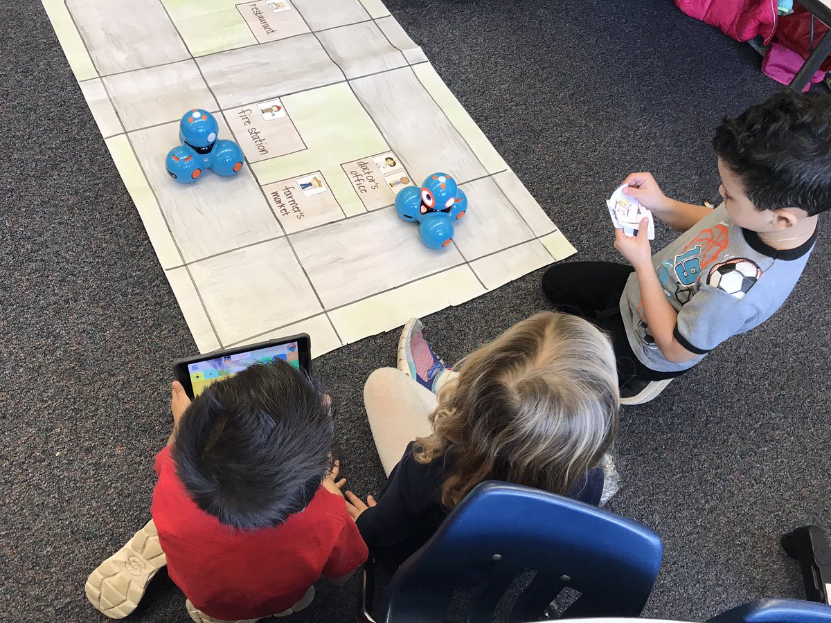 teamcherry2014's tweet photo. Coding @WonderWorkshop #dash  in #kinder helps us learn perseverance and collaboration while exploring maps! @ACPSTIS @MVCSlearns #HourOfCode https://t.co/YXdEfFMYAl