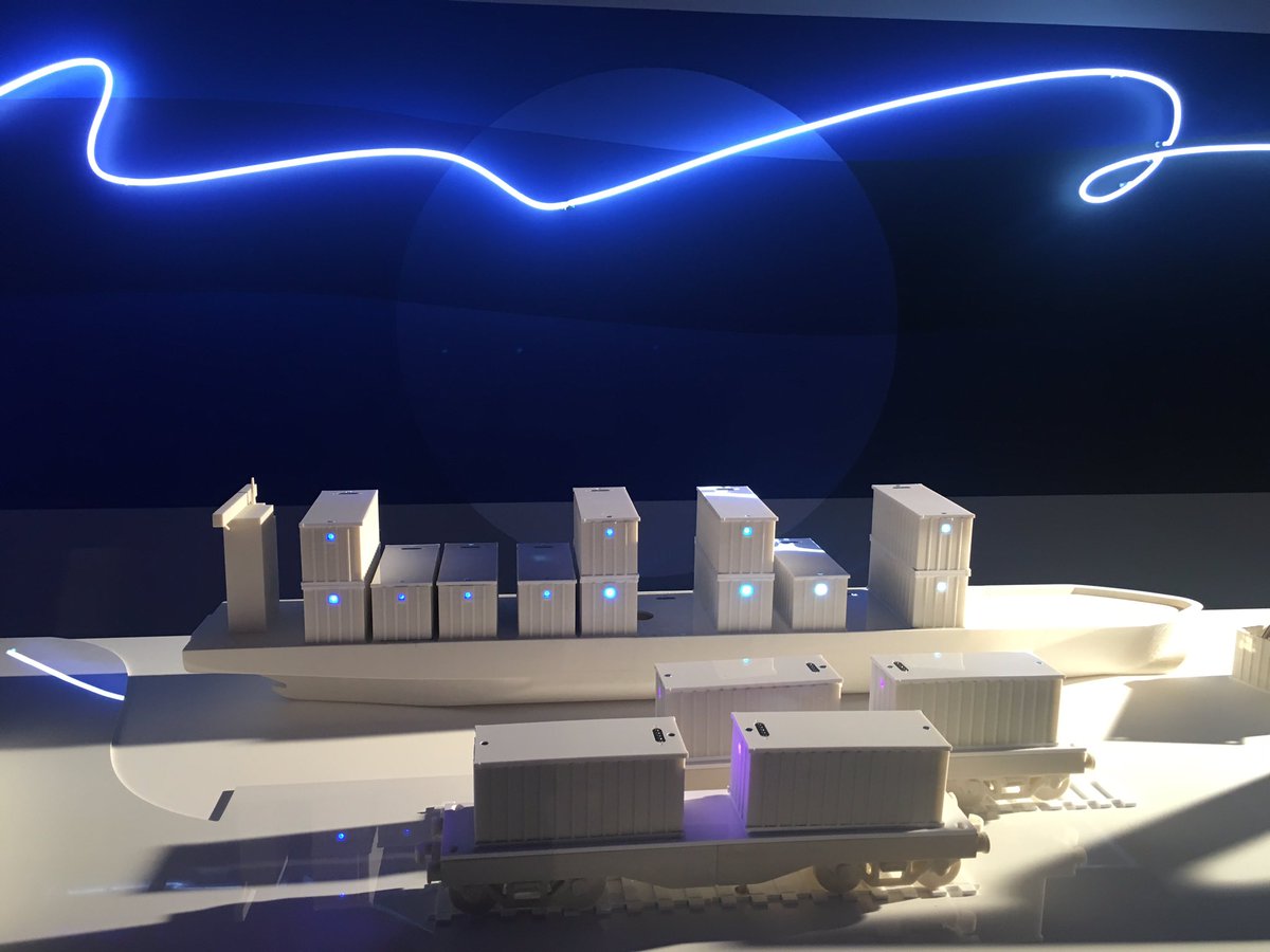 Inria_Lille's tweet photo. Smart containers : des capteurs qui s’auto-organisent pour suivre des conteneurs à la trace ! Fruit d’une collaboration entre l’équipe-projet @FUNTeam2 et l’entreprise marseillaise @traxens #10ansInriaLille #iot https://t.co/JUmoRugmGo