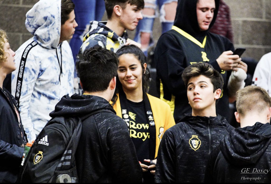 RoyRoyalsBasketball tweet media