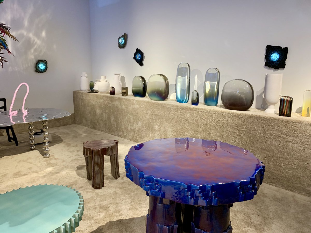 MartynWhiteLDN's tweet photo. Another beautiful stand. The one and only The Future Perfect displaying at @DesignMiami #thefutureperfect #designmiami #designvisionary https://t.co/suggne6CYV