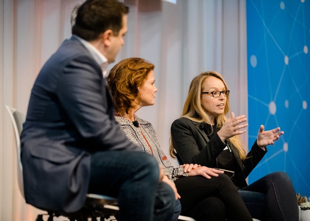 My colleague <a href="/tomrikert/">Tom Rikert</a> interviewed product leaders from @Zenefits <a href="/PlanGrid/">PlanGrid, an Autodesk product</a> <a href="/Coupa/">Coupa Software</a> <a href="/CopperInc/">Copper</a>. Product and customer scale insights from <a href="/lreeves/">Lisa Reeves</a> @ralphleon <a href="/dwilczek/">Donna Wilczek</a> <a href="/jonaniano/">Jon Aniano</a>. #NextWorld1to100 buff.ly/2rn3iS3