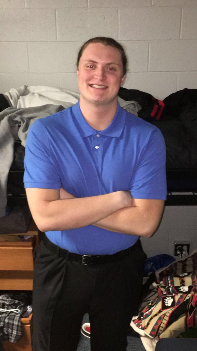letourneau_ryan's tweet photo. Happy birthday to my super cool ex roommate!! Love you Dig ❤️�� https://t.co/dCU2XwASBG