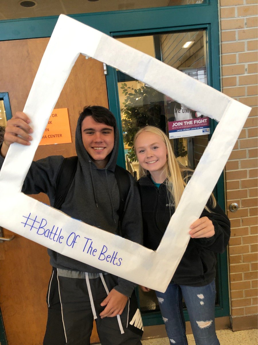 PCHS_SGA's tweet photo. Day 4: Polaroid Pics to spread the word about Seatbelt Safety. PCHS Students and Staff smile for the camera 📷📸 #buckup  #battleofthebelts https://t.co/xIDnUmWYoy