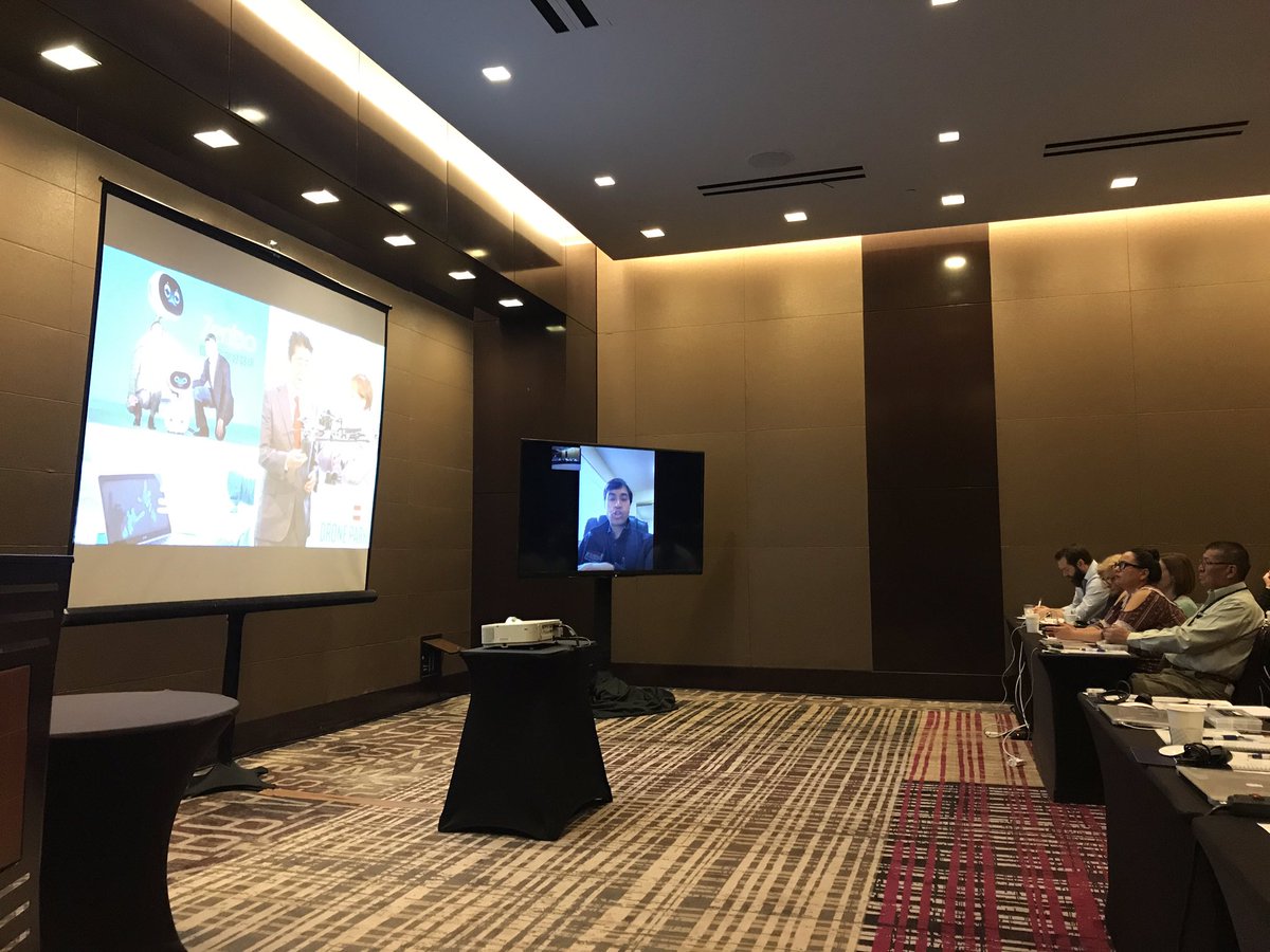 DrPinkAuD's tweet image. Using tech to #talktech with @starkeyhearing CTO @AchinBhowmik at our Govt Services summit in Las Vegas! #livioai #AI #Sensors