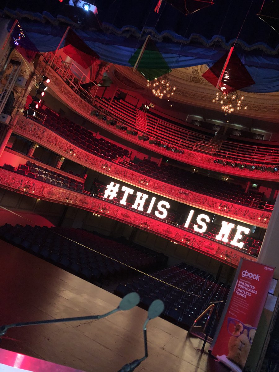 Good luck to everyone at <a href="/Grand_Theatre/">Blackpool Grand Theatre 🦋</a> for tomorrow. 
#breakaleg 
#ohnoheisnt
#ohyesheis
#panto
<a href="/steveroylecomic/">Steve Royle</a>