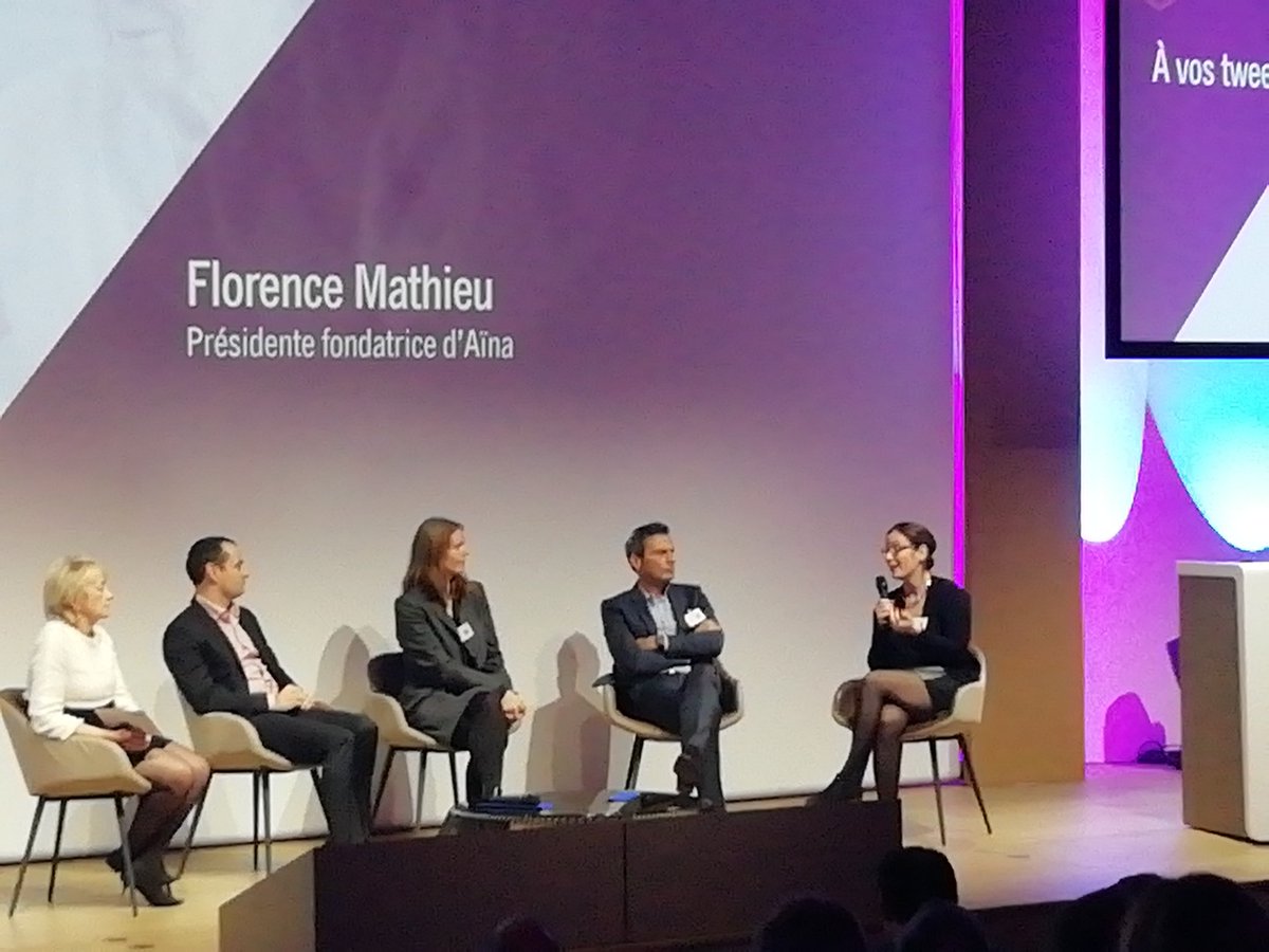 « Notre point de départ a été de s'interroger sur les besoins. Nous avons rapidement prototypé avec des seniors en établissement, nous avons bricolé et progressivement nous avons développé notre chevet #Lumaïna à partir de ce travail de terrain. » <a href="/florence_aina/">Florence Mathieu</a> #MSV2018