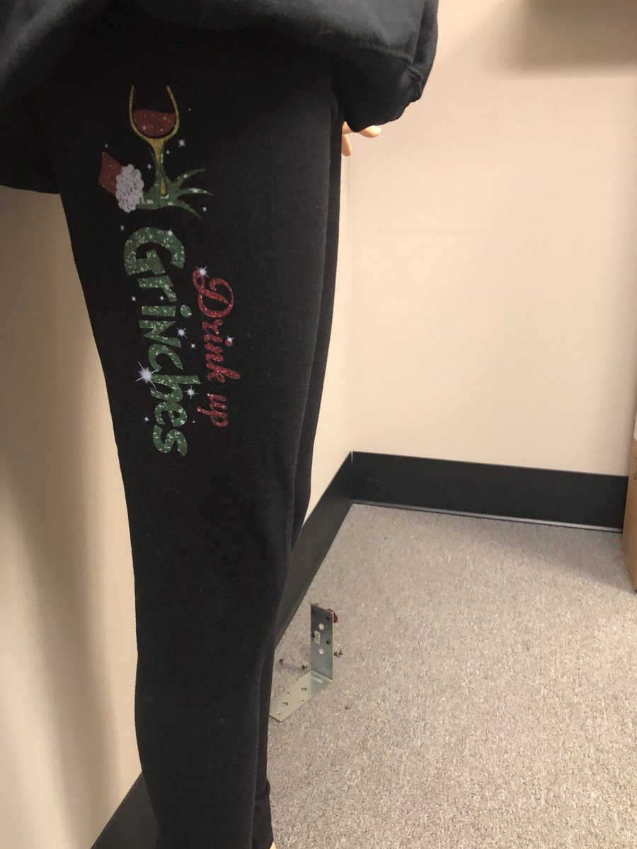 printaroo's tweet photo. Winner of this #giveaway gets a shirt and leggings!
Let's keep the #wine #winelover #christmas theme going! A lucky winner will be announced tomorrow at 4:30pm EST.
How to enter:
✔️Like Tweet
✔️Follow
✔️Retweet
#printaroo #ecommerce #contest #love #fun #shirts https://t.co/ACjvBDLAEb