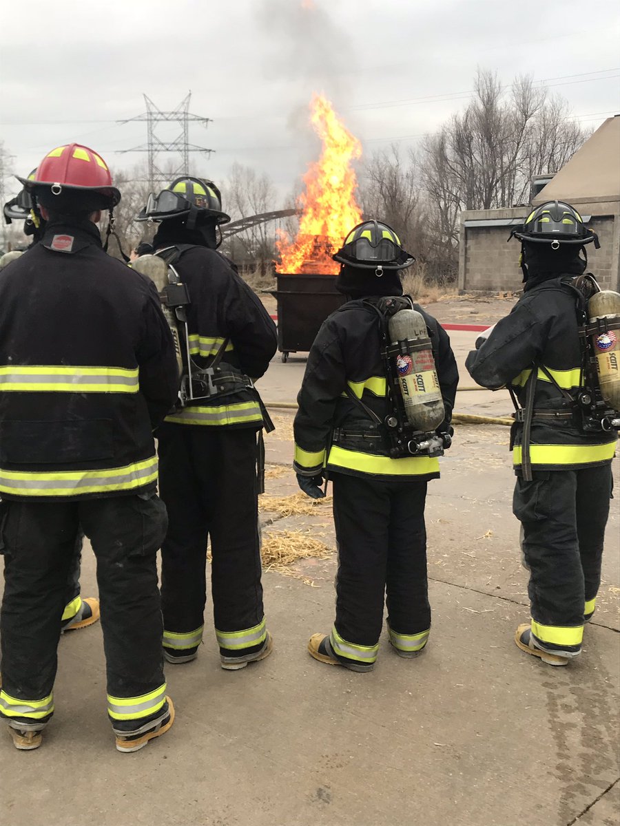 coachchappy46's tweet photo. First day with live fire for RCHS fire science! Big thanks to Littleton Fire! https://t.co/s2W1JsWflT