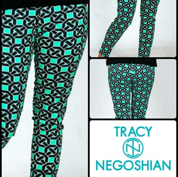 thecoolfinds's tweet photo. So good I had to share! Check out all the items I'm loving on @Poshmarkapp from @GreatFinds111 #poshmark #fashion #style #shopmycloset #studioii #tracynegoshian: https://t.co/6g3Lx8YWIo https://t.co/Rq2QSW2pG6