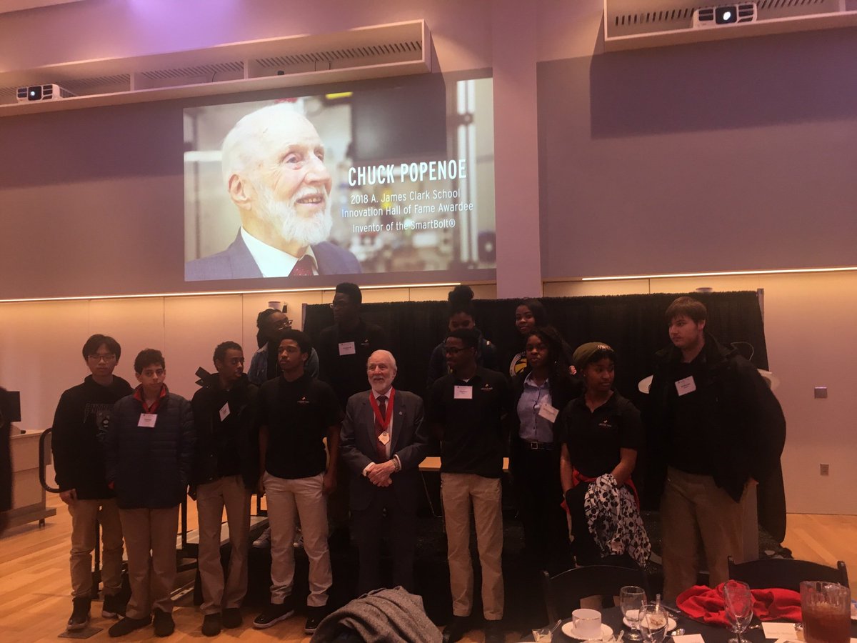 CPAProgramcoor1's tweet image. CPA students with Chuck Popenoe inventor of the #smartbolt who was inducted into the Engineering Hall of Fame today! @CPACommunity @ClarkSchool #phoenixRISE