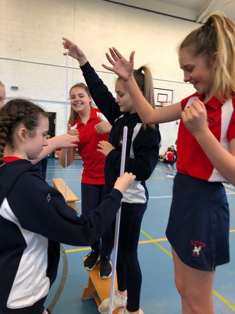 StjohngirlsPE's tweet photo. Year 8βs #workout lesson - fitness testing, measuring, timing and comparing to data! #numeracyinpe https://t.co/eBz4fvF4IN