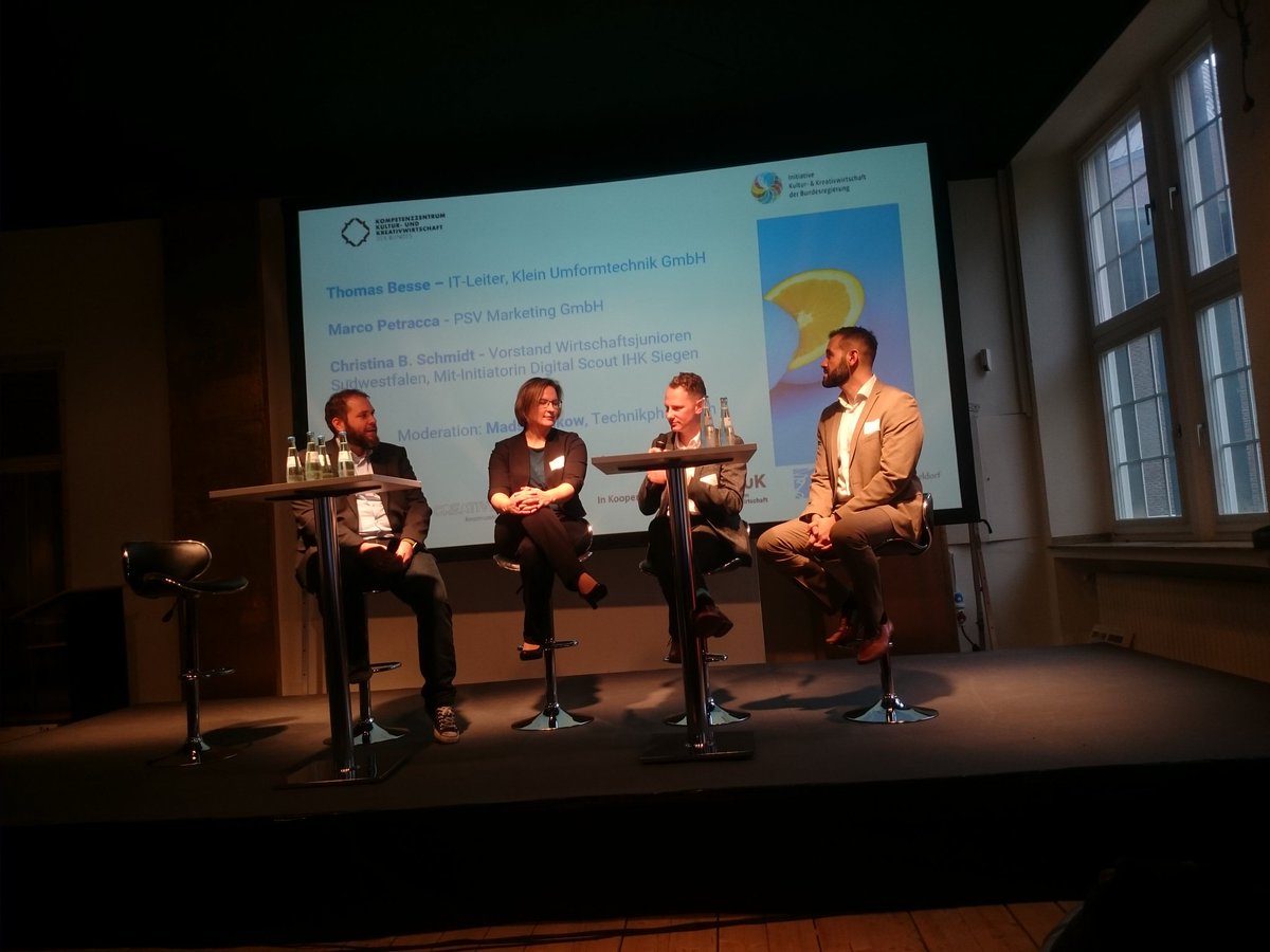 BiancaSeidelCon's tweet photo. #HiddenValues #HiddenChampions #Hiddeneconomy - Danke für den spannenden Nachmittag bei dem es um #Werte #Wandel und #Widerstände im Kontext der #Kreativwirtschaft zum #Mittelstand ging @CREATIVE_NRW @kreativ_bund @KomKuK 

#biancaseidelconsulting #creativeindustries #duesseldorf https://t.co/cRZAhdUvm2