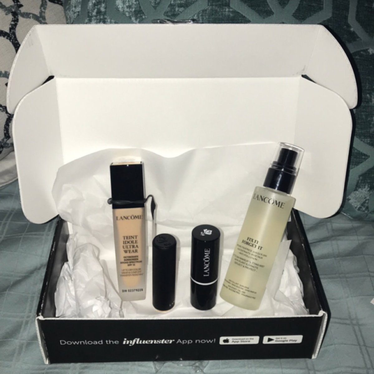 stephlaflammexo's tweet photo. Its been so exciting testing out these products from Lancôme! So far my favorite has been the blur to go stick!! @InfluensterCA @lancomecanada #makeitmattelancome #teintidole #complimentary https://t.co/fqFrrGgyVO