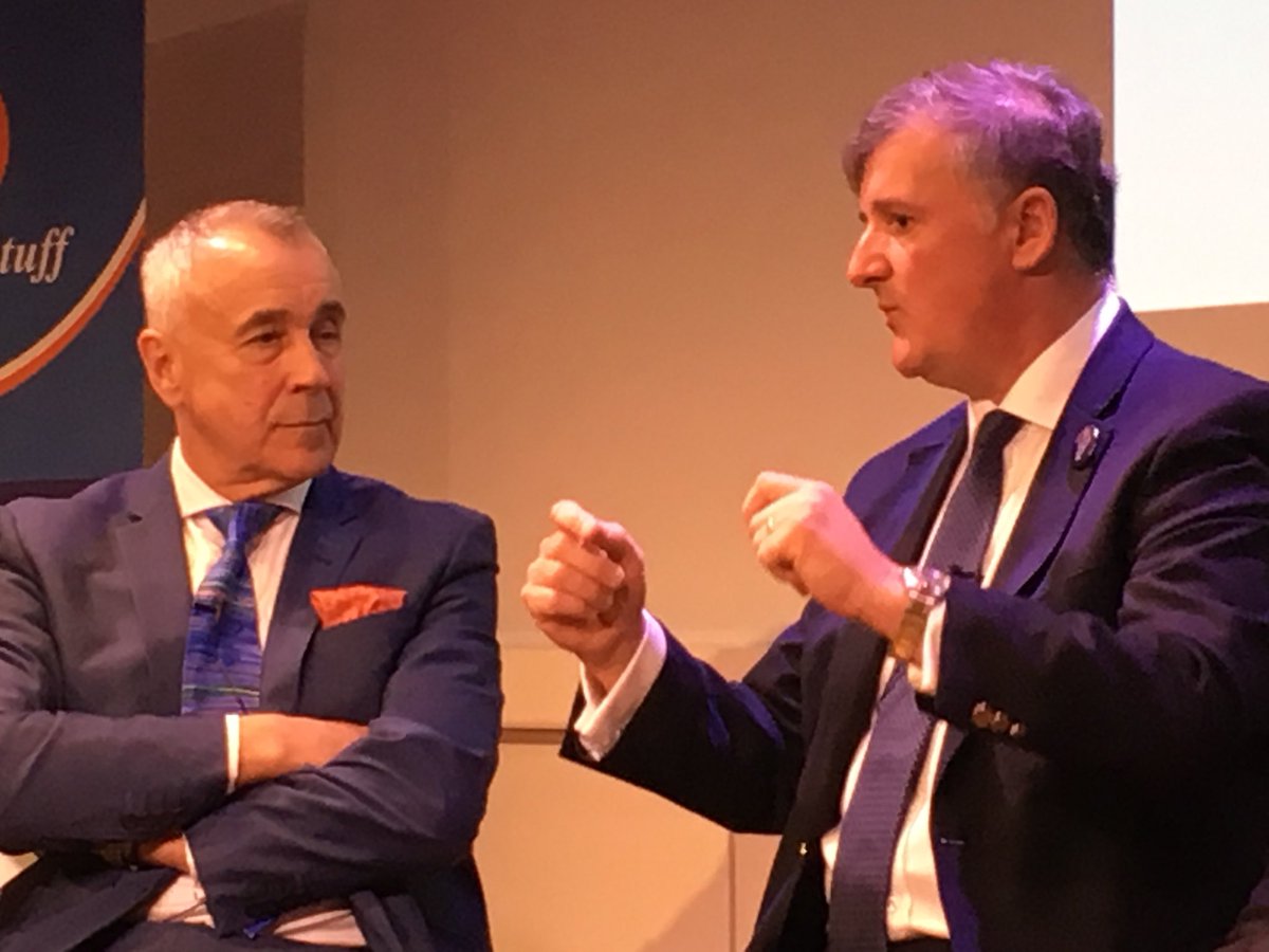 IMSMAXIMS's tweet photo. #LilleyMagicMBayHC @colinoscopy62 explaining #MBHP App for electronic ordering of meals which has saved the Trust tens of thousands of pounds @RoyLilley @BCTMorecambeBay https://t.co/qIBN3UbLKt