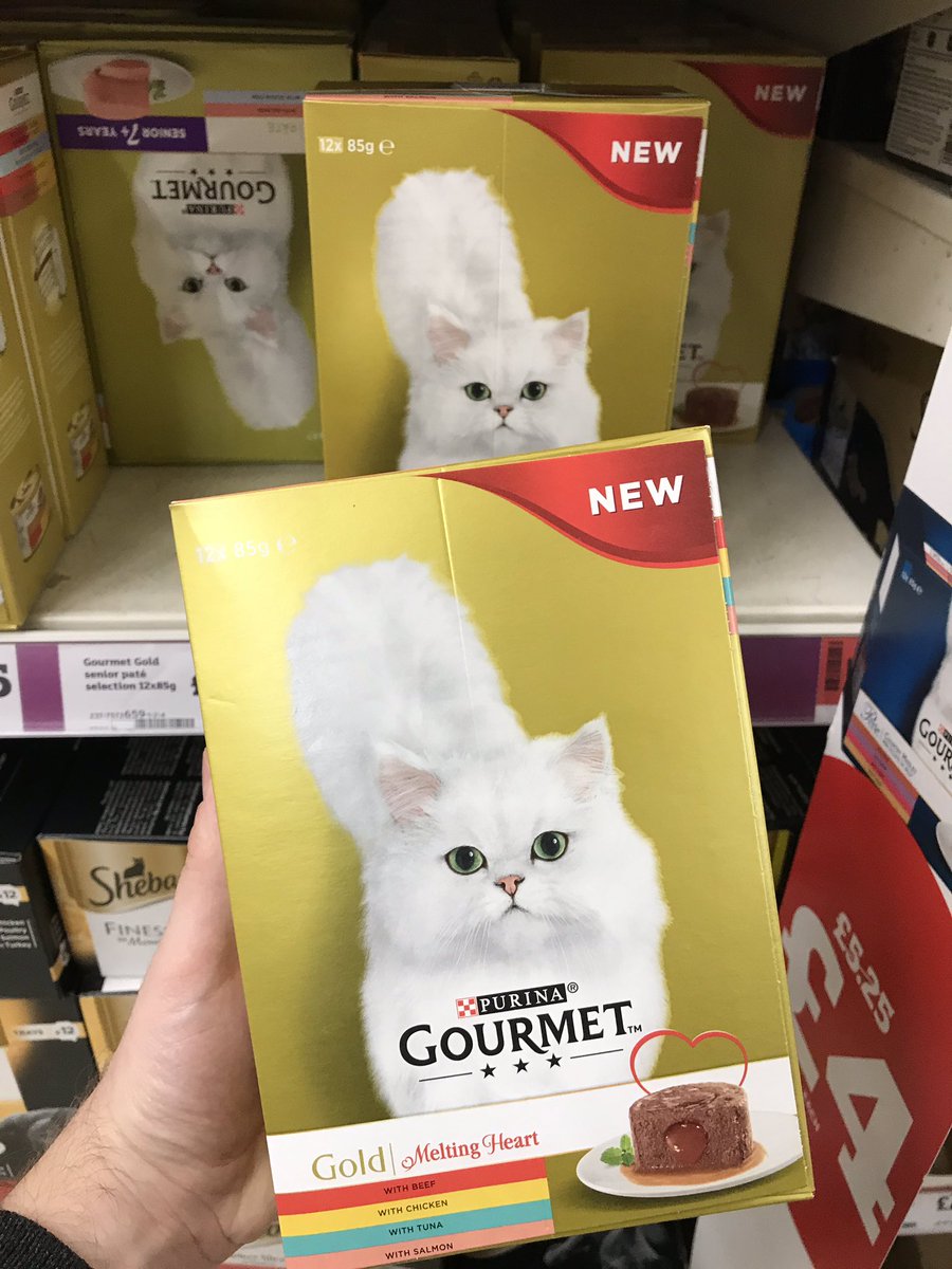 gourmet melting heart cat food