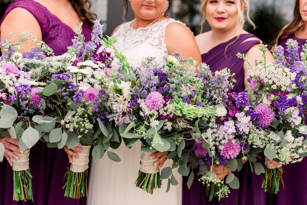 OneofaKindEvent's tweet image. We love it when our couples let us play with wildflowers!  Purple and wildflowers were a perfect match, much like Kailey and Jacob!!
Photo by: Danielle Harris Photography