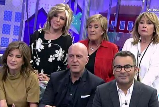 luciamiru's tweet photo. fotos de la quedada de Suso #SomosLaAudiencia6D https://t.co/3uY7O8gBdN