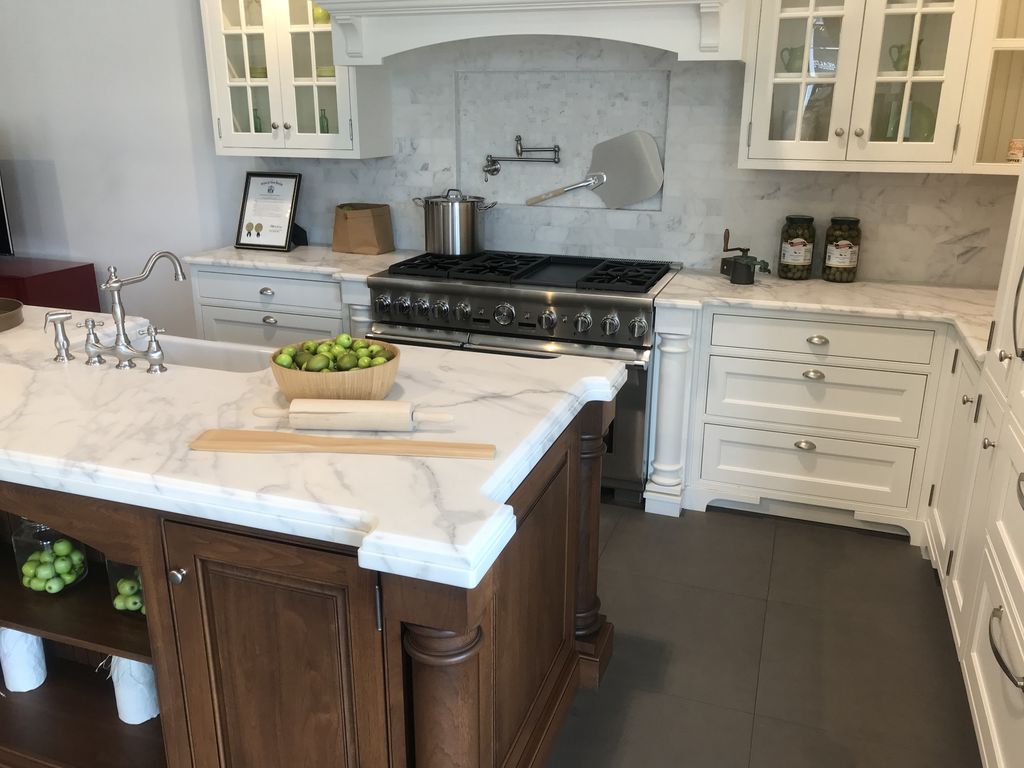 ModianiKitchens's tweet photo. 60% Off Our RUTT Traditional Designer Kitchen. Read More Here: https://t.co/Mo07NMrv4y
#displaysale #kitchendisplay #kitchendisplaysale #kitchendiscount #kitchensale https://t.co/cGodXnexij