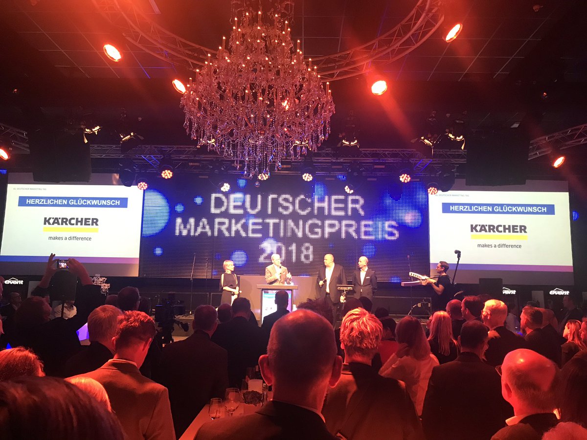fischerAppelt's tweet photo. Deutscher Marketing Preis für Kärcher! #DMT18 Kein Wunder, wenn man es mit „kärchern“ in den
Duden schafft. https://t.co/b2sTPGJ76r