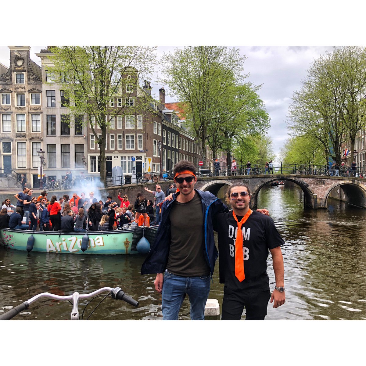 StudyAbroadAPTS's tweet photo. Find your best friends abroad! Book with SAA 🙌 
.
.
.
.
#amsterdam #canals #favoritecity #netherlands #apartments #studyabroad #erasmus https://t.co/N0DCDJwD3P