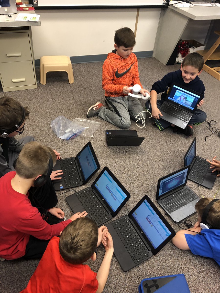 VickieAntonsen's tweet photo. Laughing, dancing, problem solving, collaborating, coding @CourtneyLHarvey #HourofCode @kaxelson101 @EganFourth  #WSD101 #FieldPark https://t.co/5bj0iJuRvA