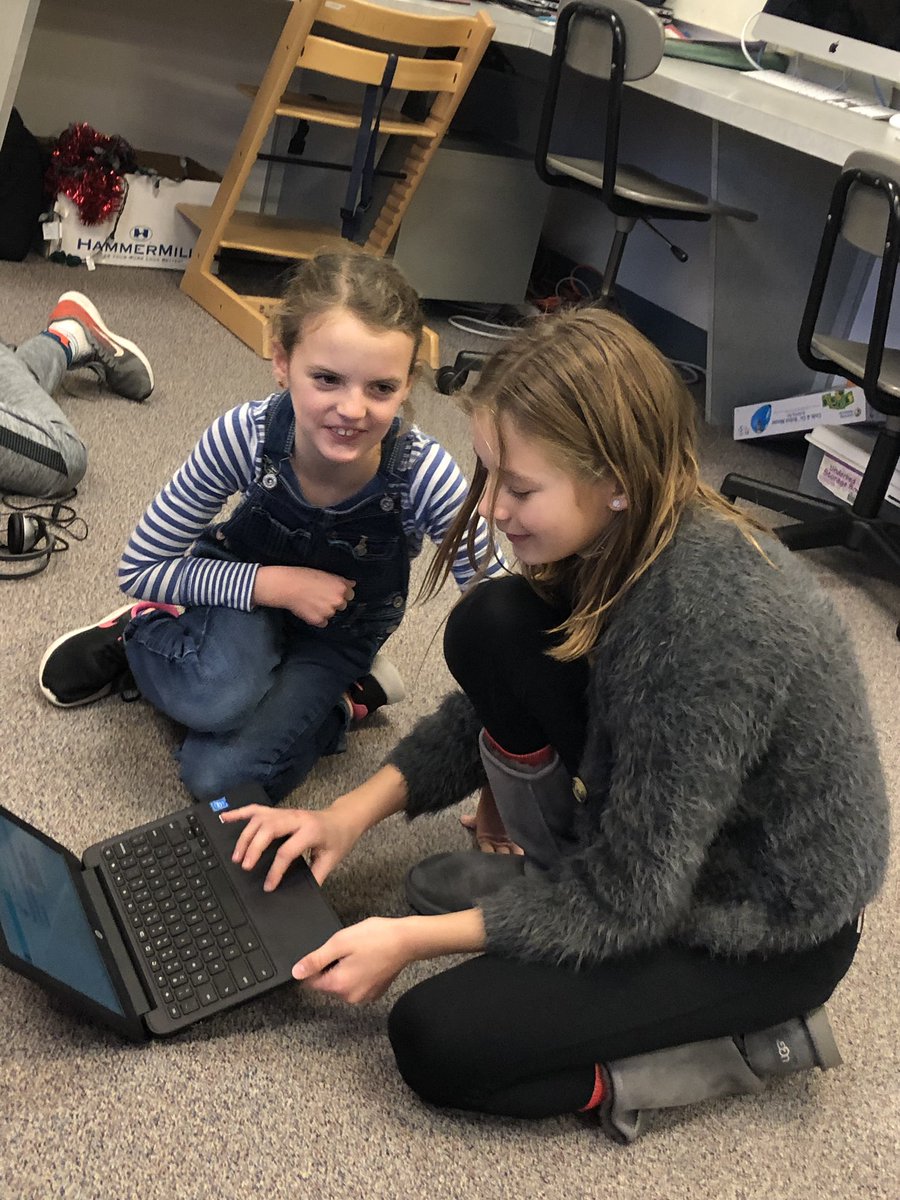 VickieAntonsen's tweet photo. Laughing, dancing, problem solving, collaborating, coding @CourtneyLHarvey #HourofCode @kaxelson101 @EganFourth  #WSD101 #FieldPark https://t.co/5bj0iJuRvA