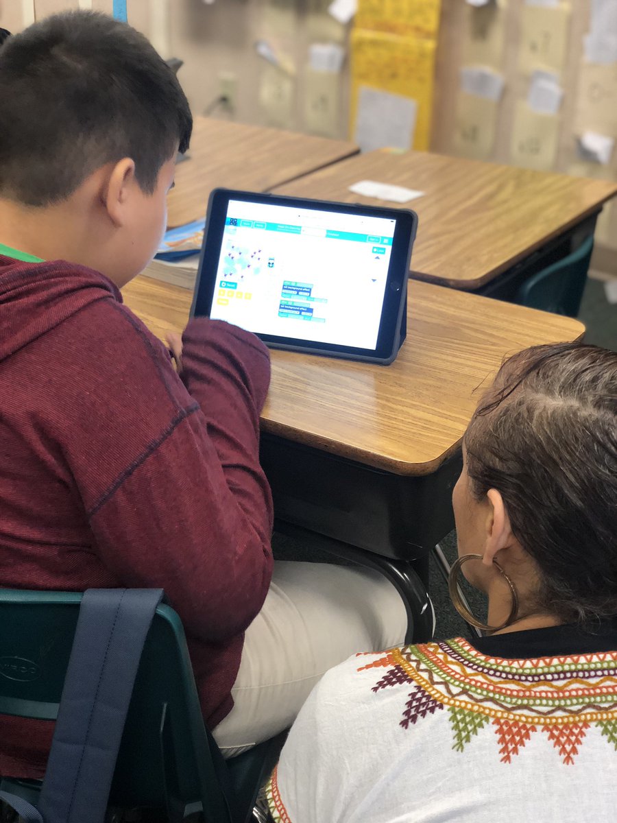 BearsSantee's tweet photo. Hour of Code is underway at Santee! An hour is only the beginning. #hourofcode2018 https://t.co/5jeuQSvy0B