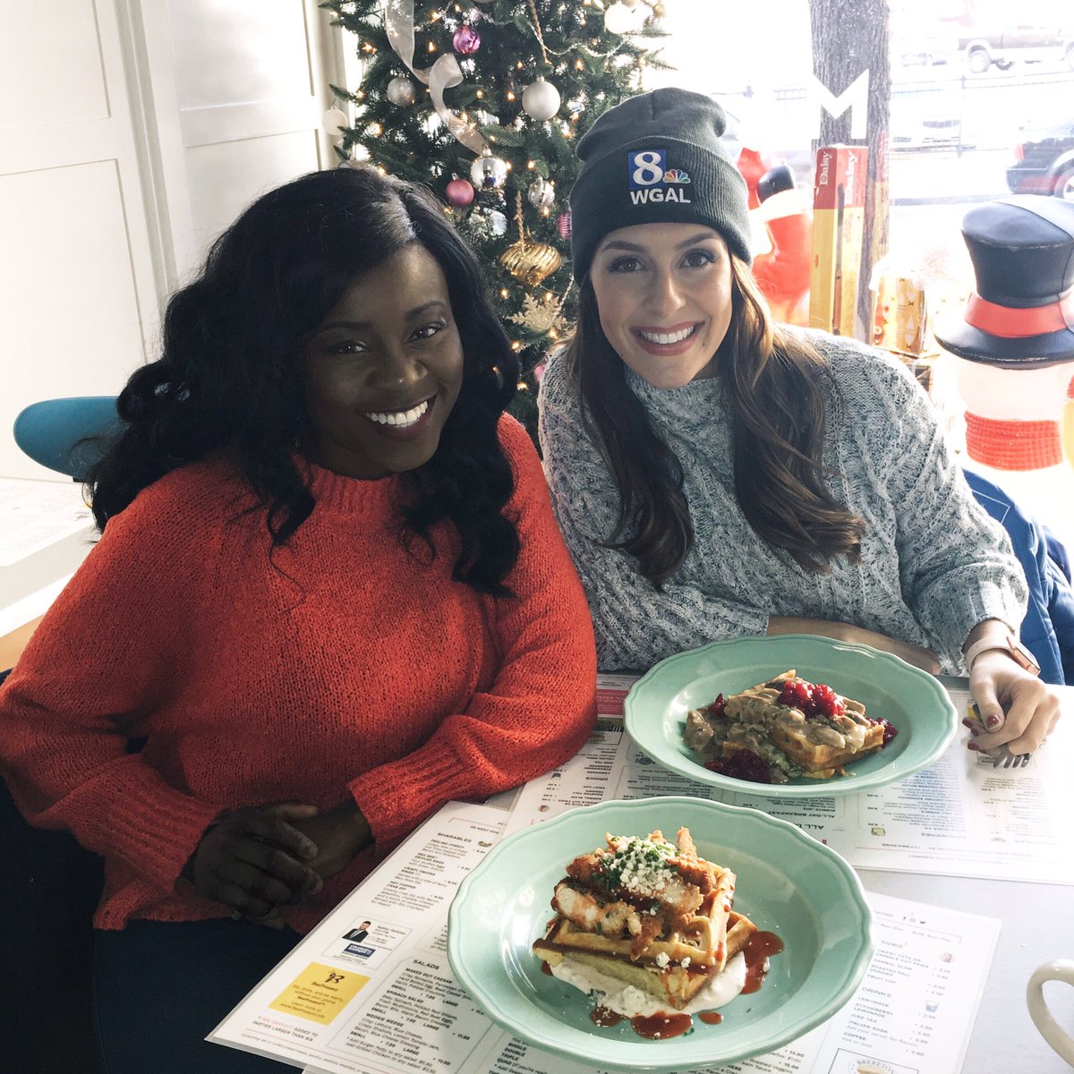 Lunch date with <a href="/TosinfaksTV/">Tosin Fakile</a> at
<a href="/MaxsEatery/">Max's Eatery</a>! So much fun spending time together and having some amazing waffles! 😋