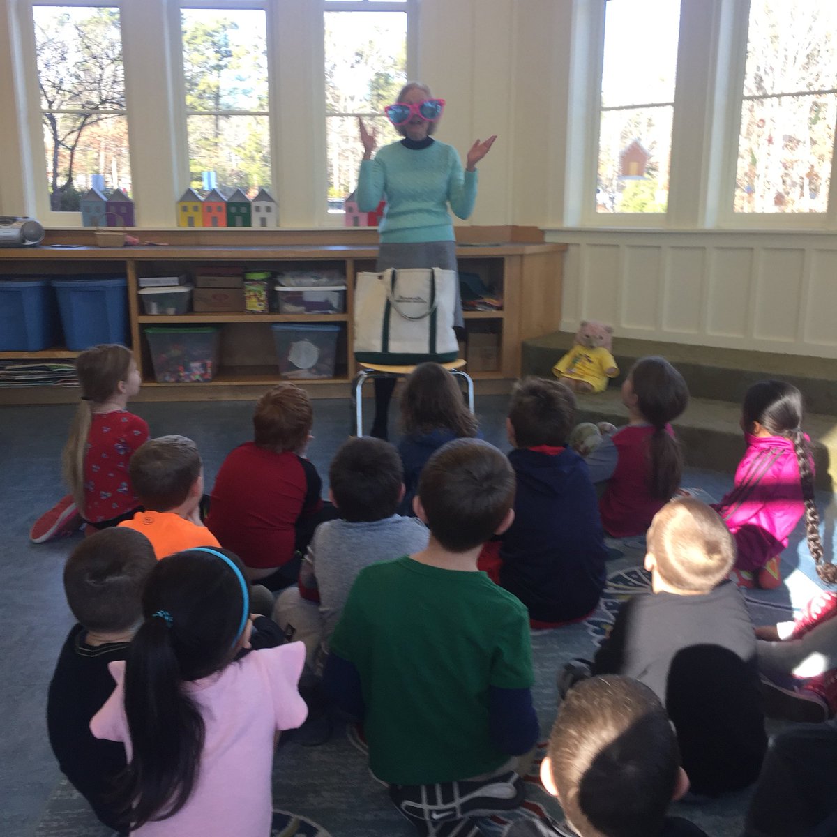 MacnallyJanet's tweet photo. Mashpee Public Library Visit #Mashpee https://t.co/UVo7tvq1rW