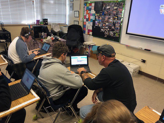oneclayschools's tweet image. Administrators, students, staff spent this week participating in #HourofCode! Many schools scheduled the hour at the same time, so all students could code together at once. Great learning experience for all during #ComputerScienceWeek