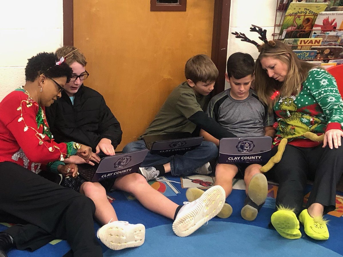 oneclayschools's tweet image. Administrators, students, staff spent this week participating in #HourofCode! Many schools scheduled the hour at the same time, so all students could code together at once. Great learning experience for all during #ComputerScienceWeek