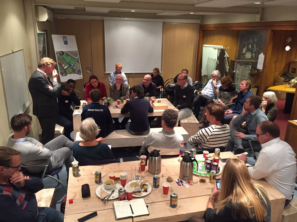 Knettergoed gesprek van Utrecht Development Board bij <a href="/ZU1911/">ZwaluwenUtrecht 1911</a> over ontwikkelingen en uitdagingen van de sport als maatschappelijk fenomeen. De stad (bewoners, verenigingen, bedrijven) willen meer samenwerking! Op naar een Utrechtse sportalliantie!