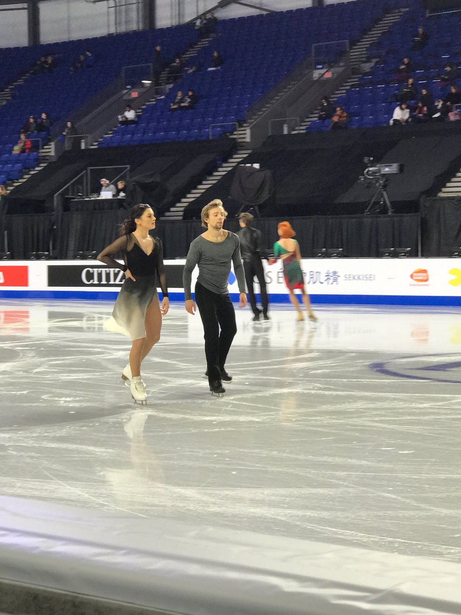 ISU Junior & Senior Grand Prix of Figure Skating Final. 6-9 Dec, Vancouver, BC /CAN  - Страница 8 Dtwj97vU0AA2NFm