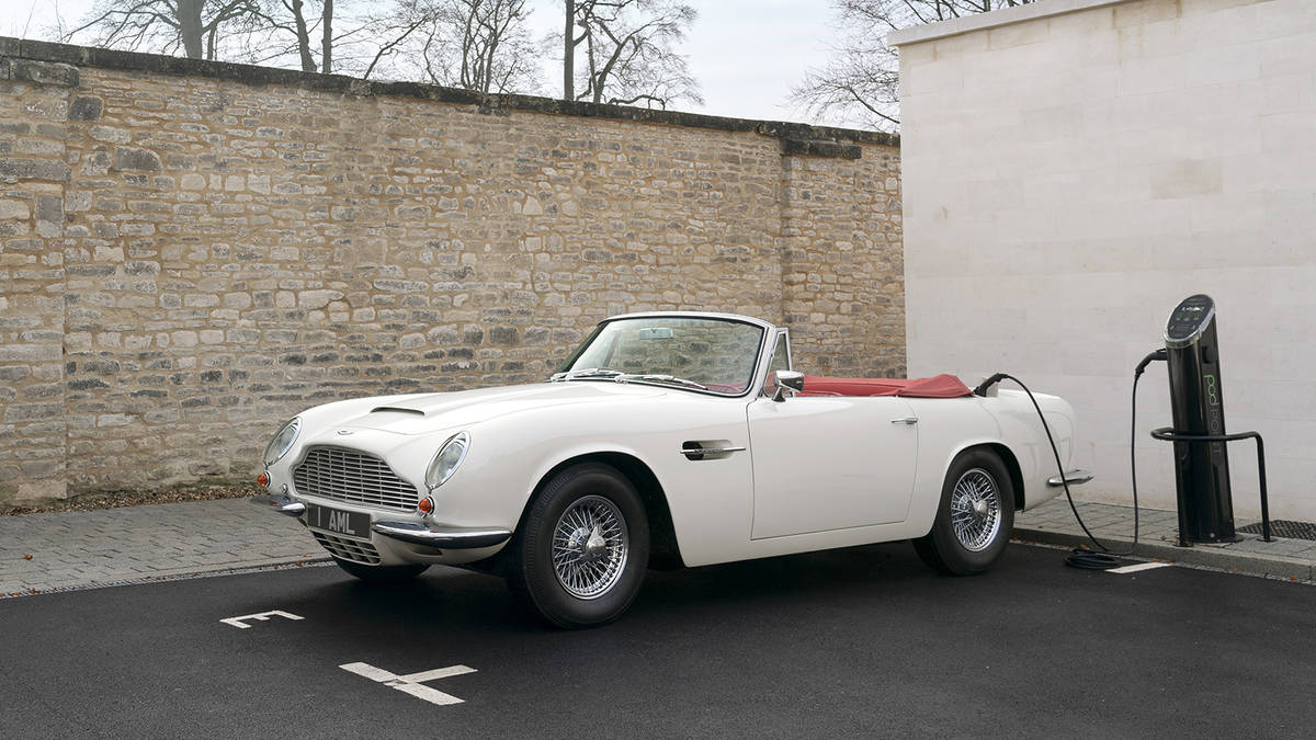 Aston Martin to offer EV conversion for classic models, just like in 'Gattaca' bit.ly/2Eiep7b https://t.co/wGKLkiGwhx