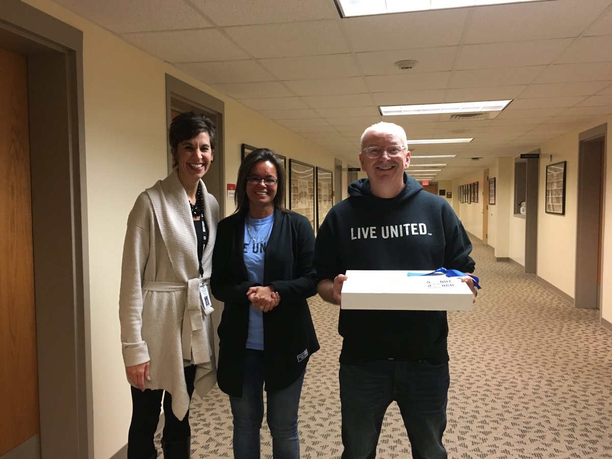 unitedwayhoco's tweet photo. Thank you @WSC_Panthers for #doughnating to #UWCampaign18 We donut know what we'd dough without you! #CampaignBlitz #ThankYou #LiveUnited ๐ฉโฃ๏ธ https://t.co/KBU5e4YfPG